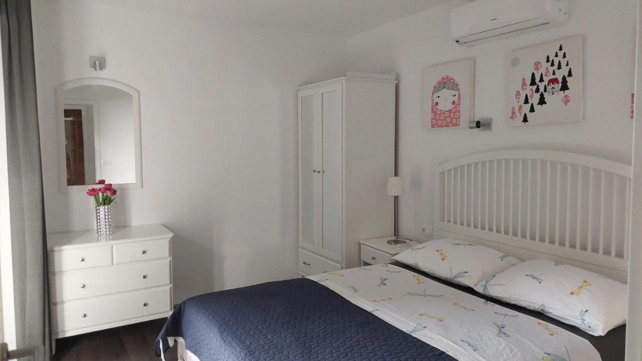 Villa Jolara-Luxury Apartment A8 Mimice Bagian luar foto
